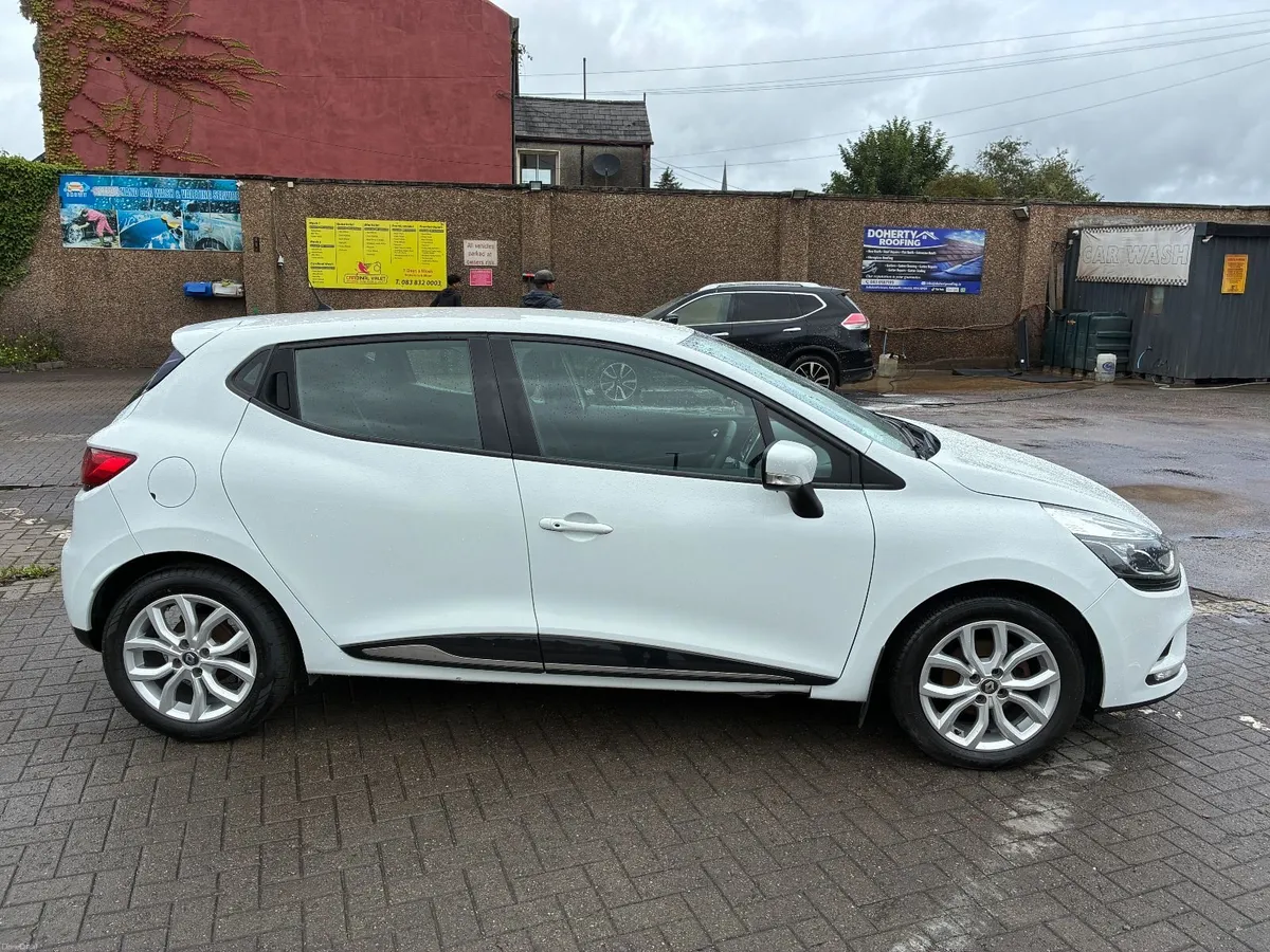 Renault Clio DYNAMIQUE NAV 1.1P NCT01/28 - Image 5
