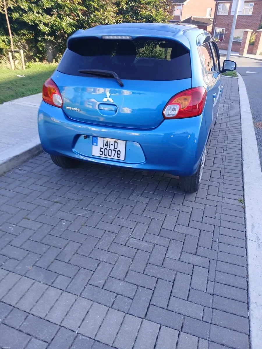 Mitsubishi Mirage 2014    Auto. - Image 3
