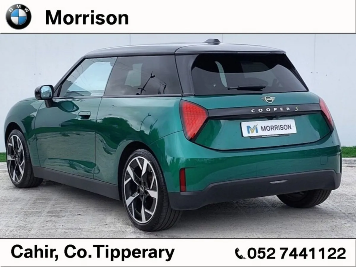 Mini Cooper Cooper SE Classic - Image 4