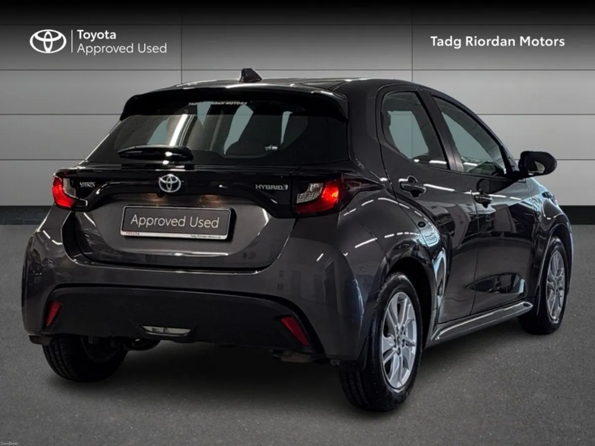 Toyota Yaris HYBRID LUNA 4DR AUTO - Image 2