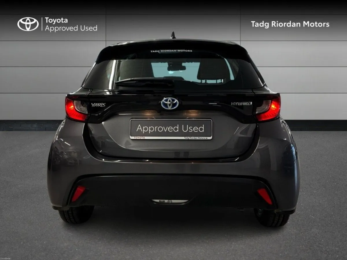 Toyota Yaris HYBRID LUNA 4DR AUTO - Image 4