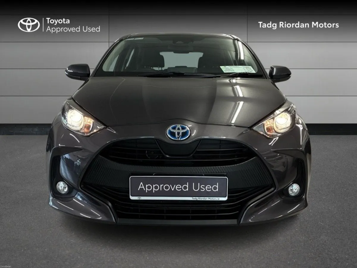 Toyota Yaris HYBRID LUNA 4DR AUTO - Image 5