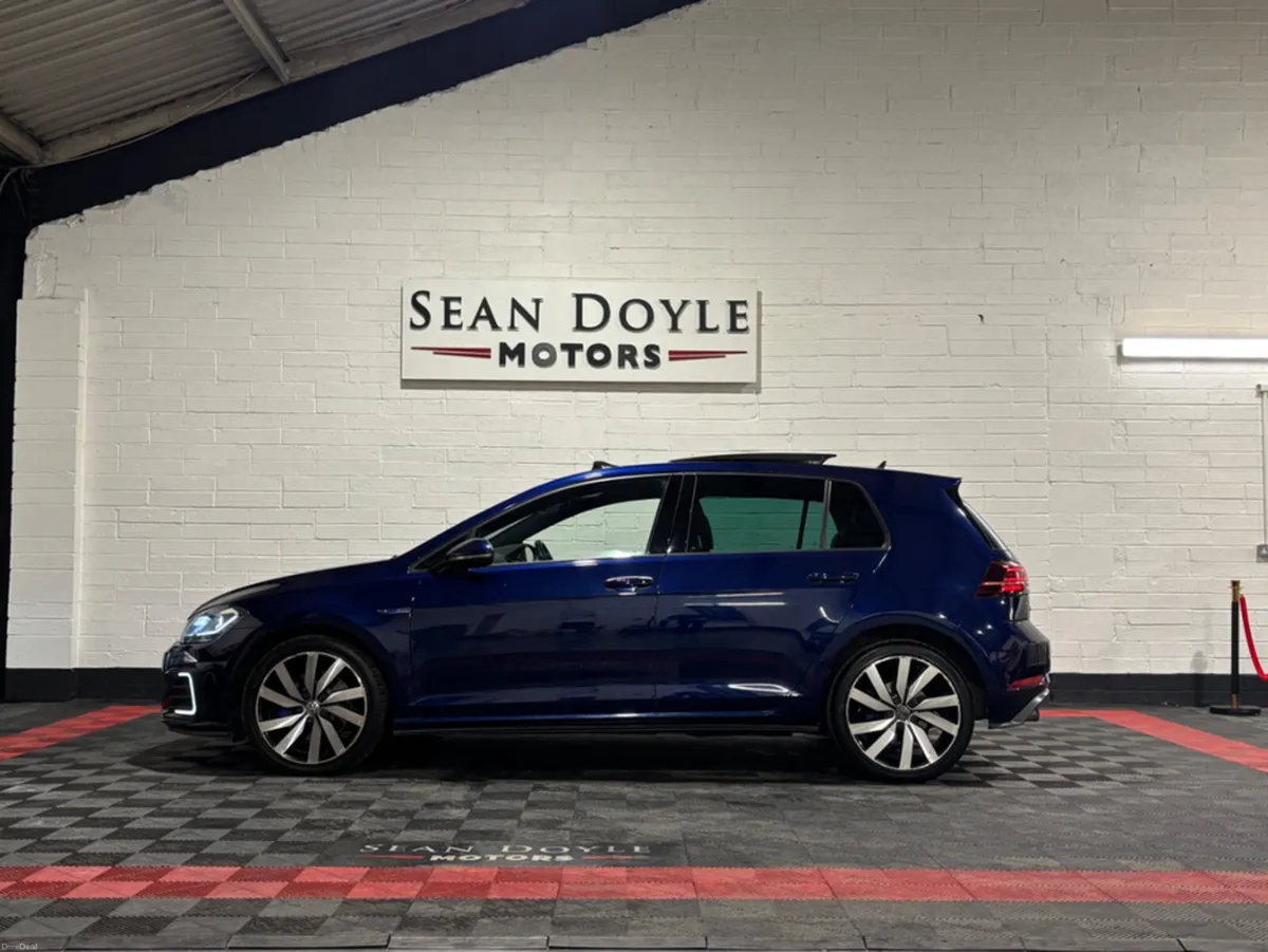 Volkswagen Golf 172 GTE MK7.5 ADVANCE Automatic - Image 5