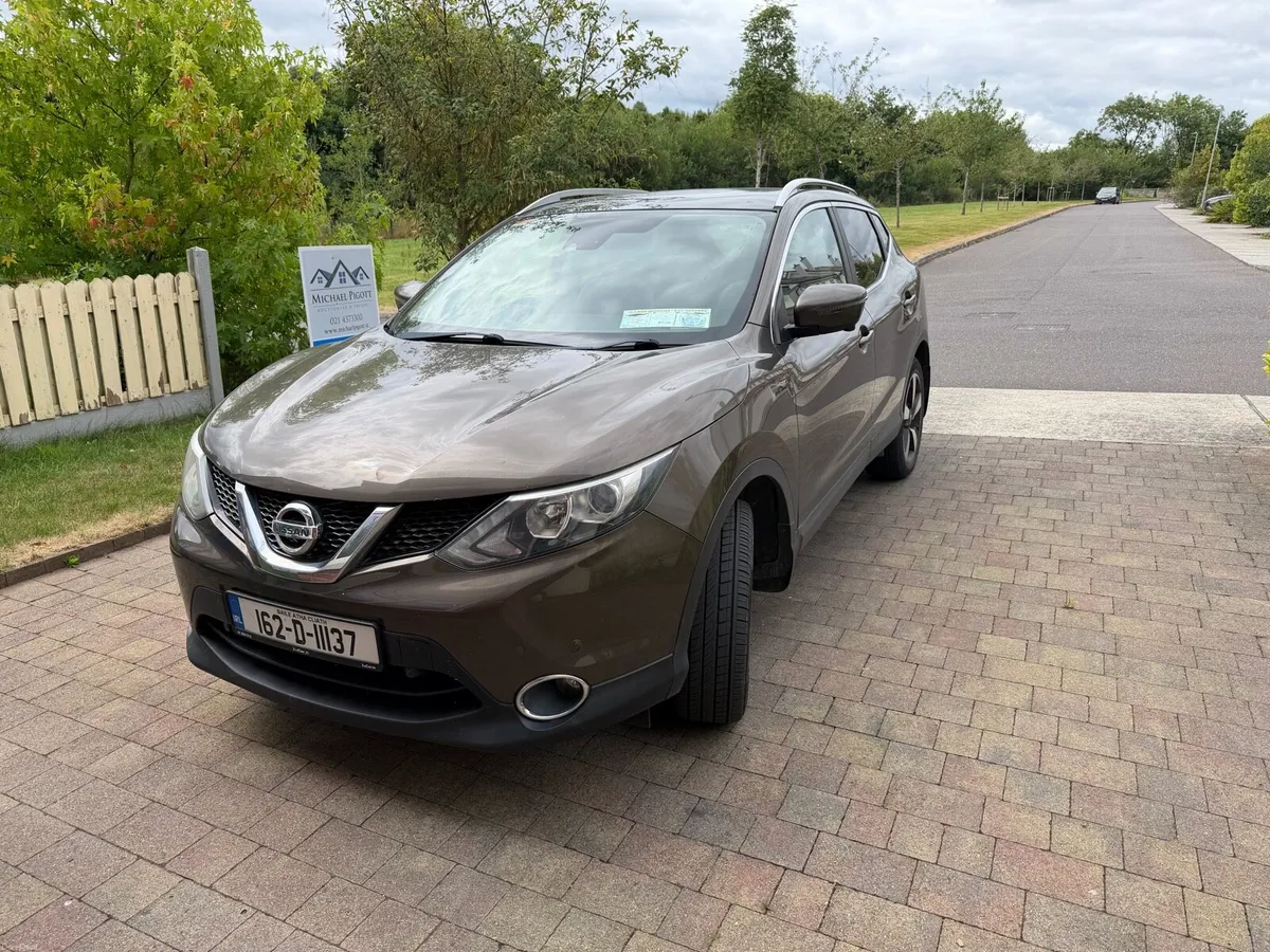 2016 QASHQAI 1.6 PREMIUM CVT AUTOMATIC LOW MILEAGE - Image 2