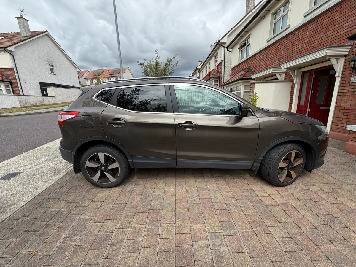 2016 QASHQAI 1.6 PREMIUM CVT AUTOMATIC LOW MILEAGE - Image 6
