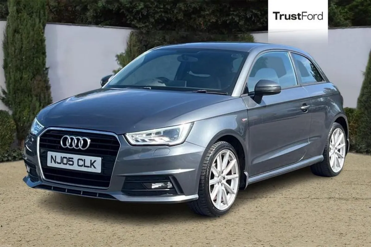 Audi A1 1.0 TFSI S Line Nav 3dr - Image 5