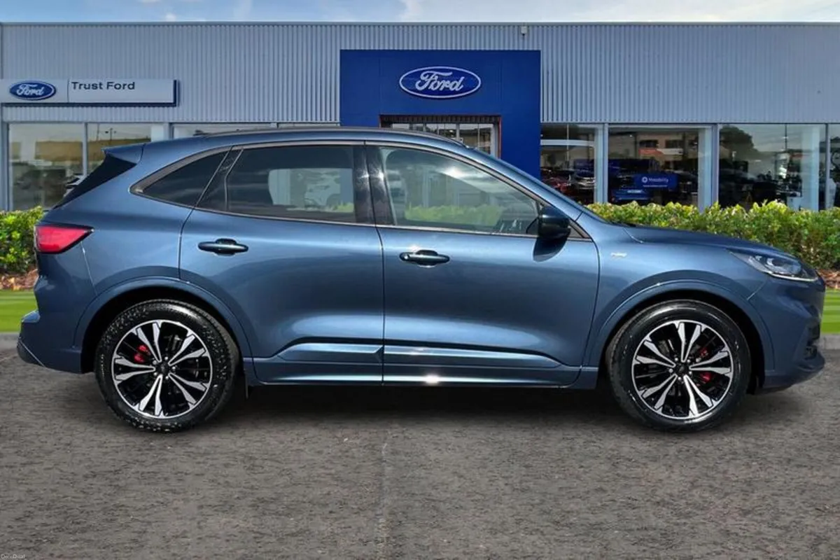 Ford Kuga 1.5 EcoBoost 150 ST-Line X Edition 5dr - Image 3
