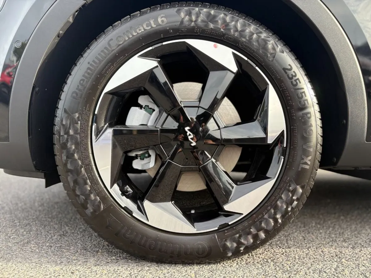 Kia Sorento 1.6 Plug In Hybrid ( 7 Seats ) - Image 5