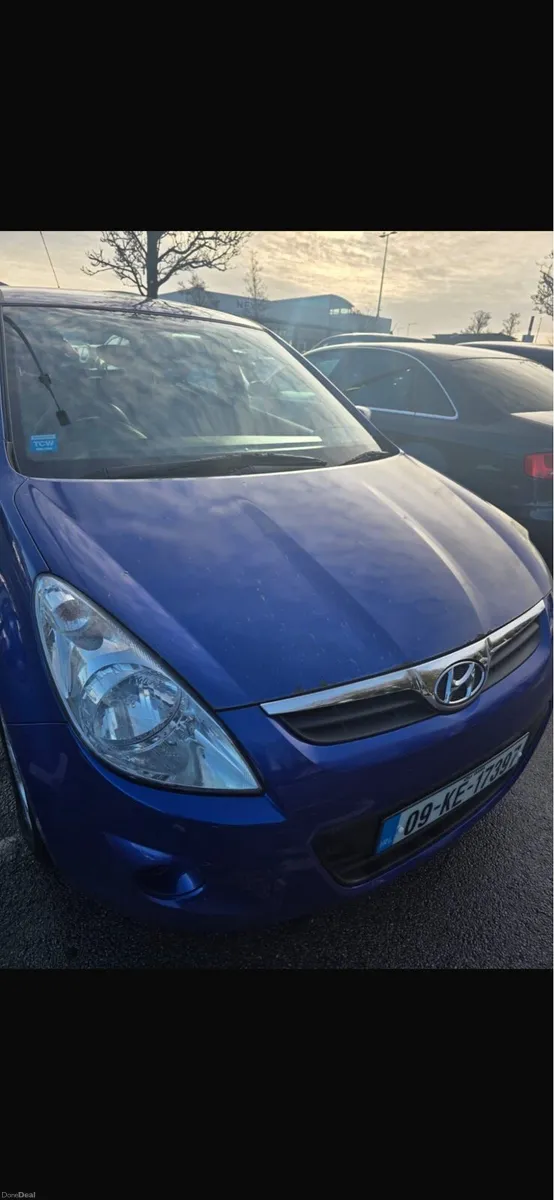 09 Hyundai i20 automatic - Image 3