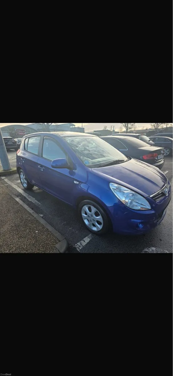 09 Hyundai i20 automatic - Image 5