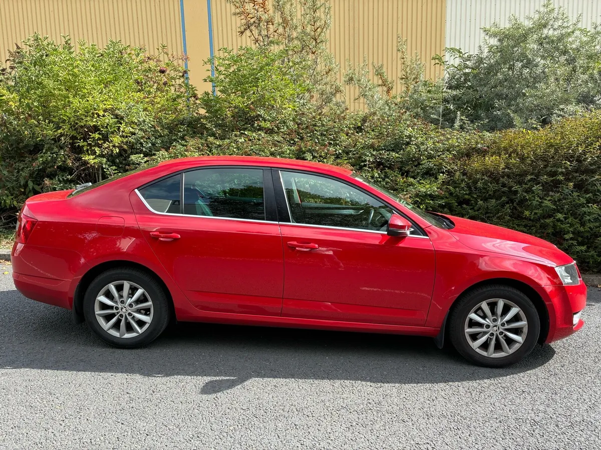 Skoda Octavia Ambition 1.0 TSI - Image 6
