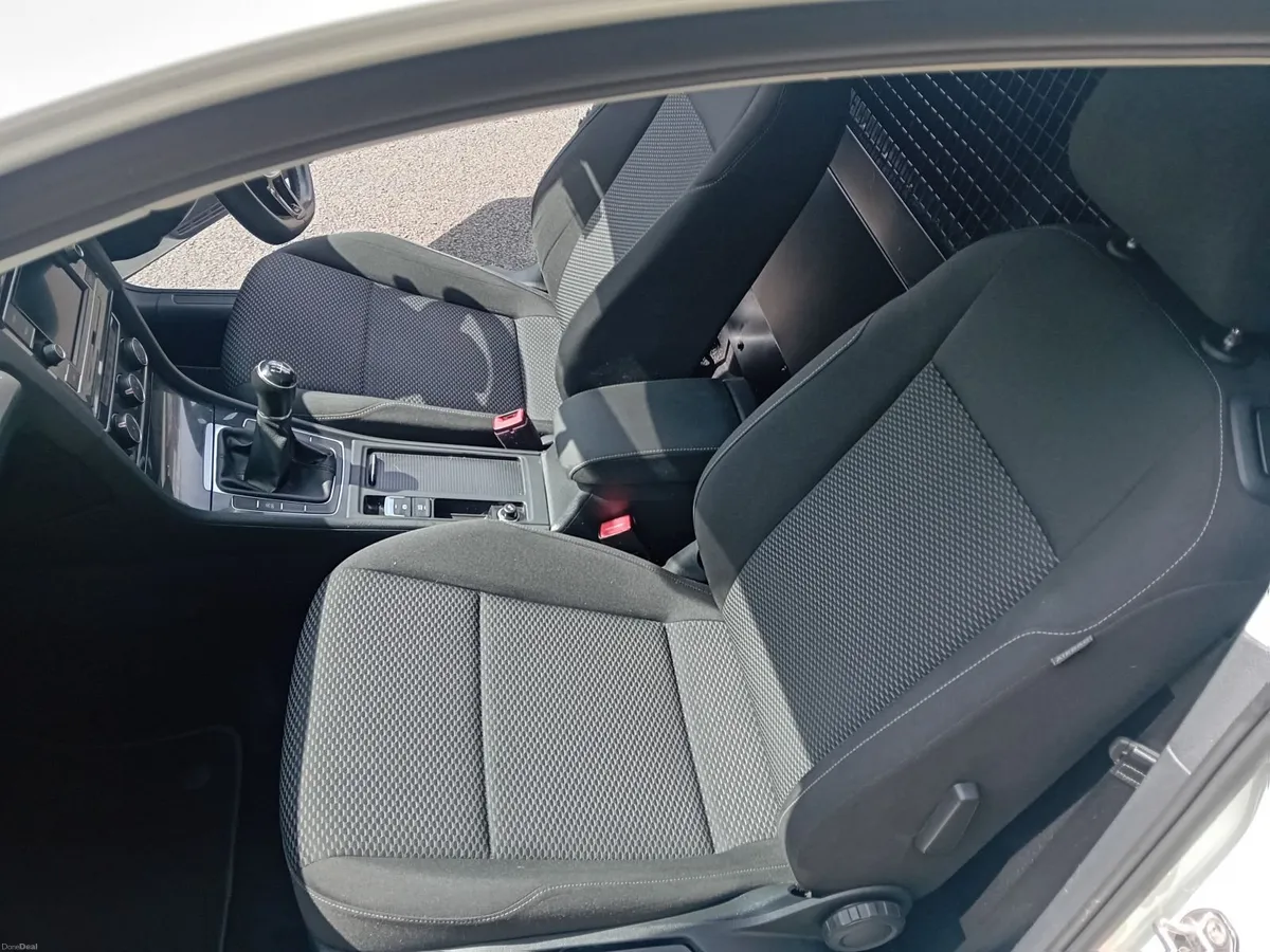 Volkswagen Golf 2019 - Image 6