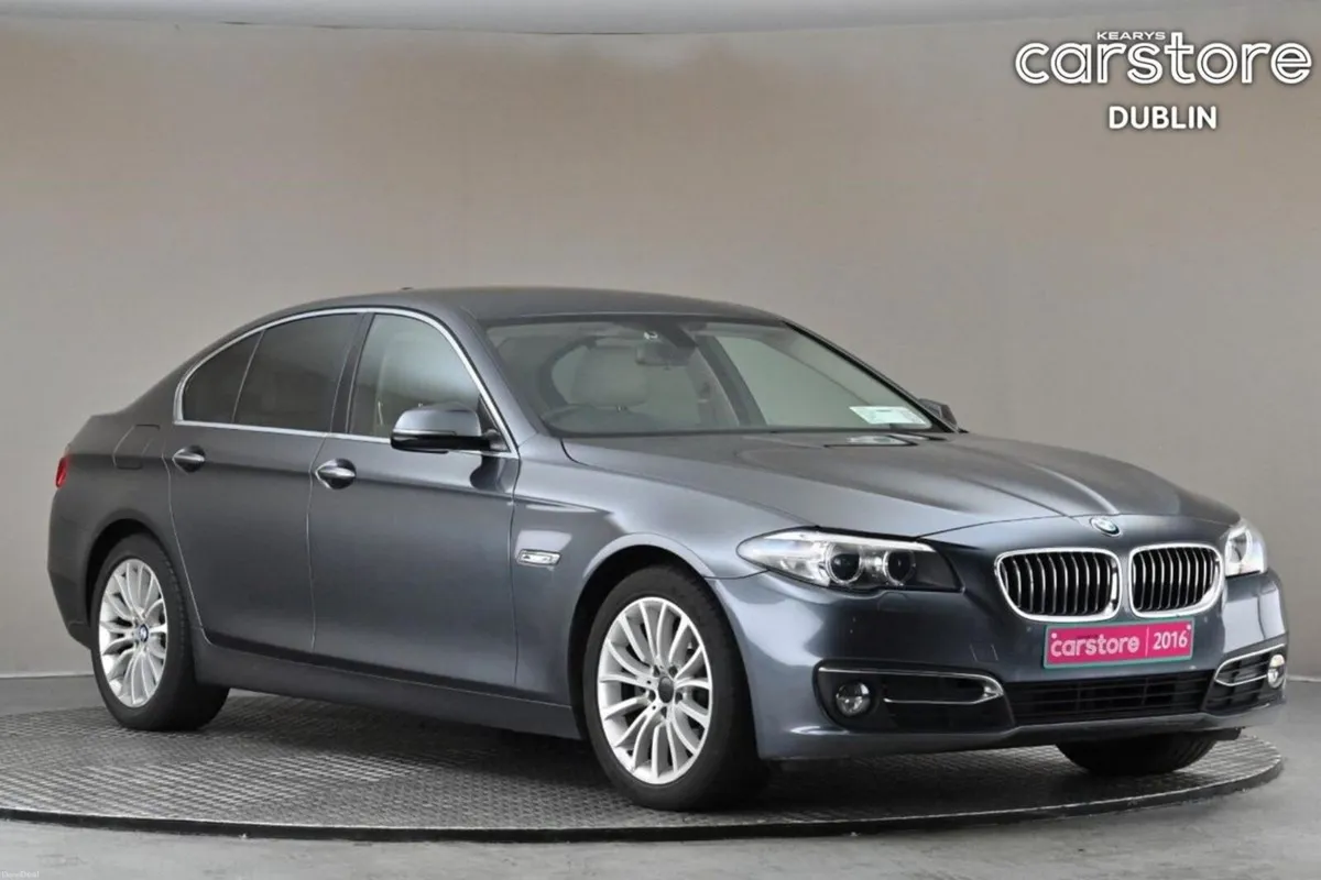 BMW 5-Series 518D LUXURY **BEIGE LEATHER** - Image 1