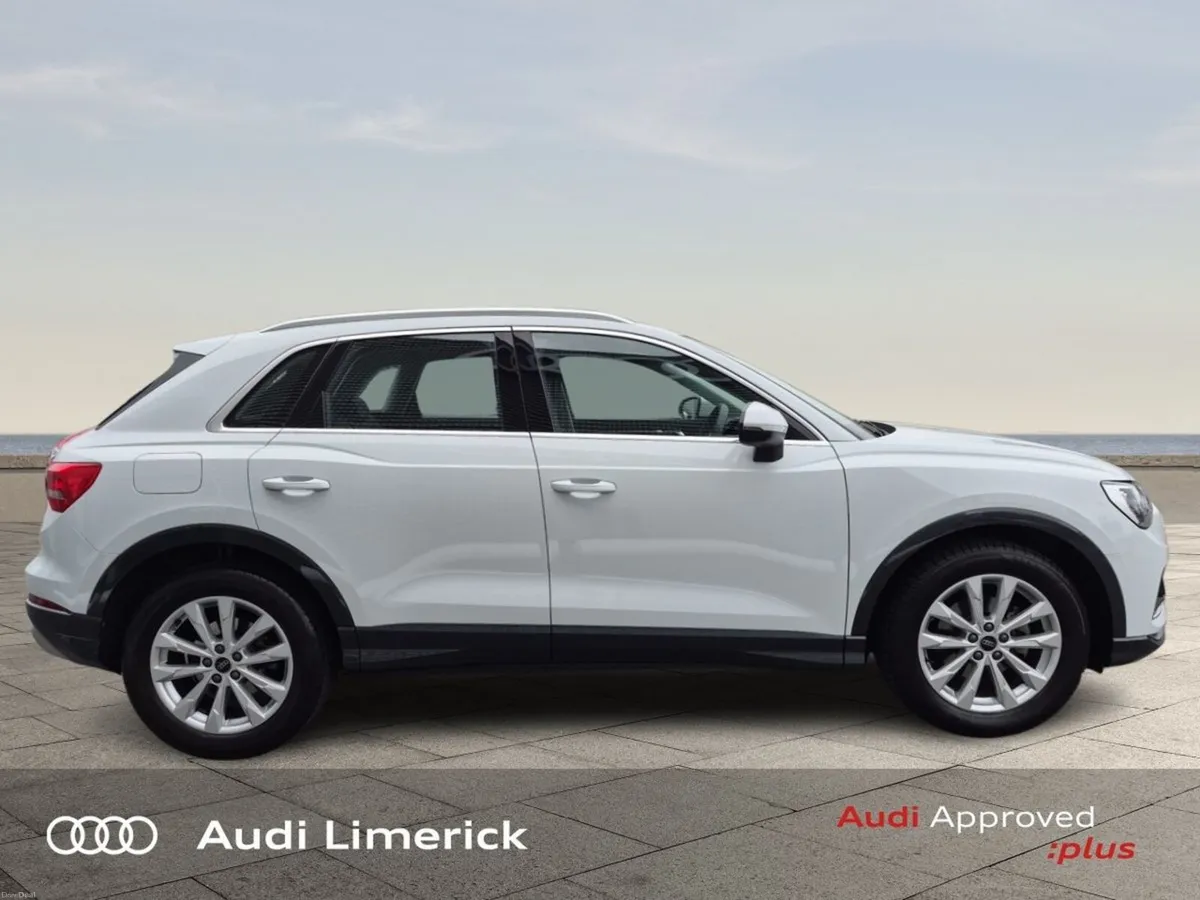 Audi Q3 35 TDI 150HP S-T SE + Comfort Pack - Image 4
