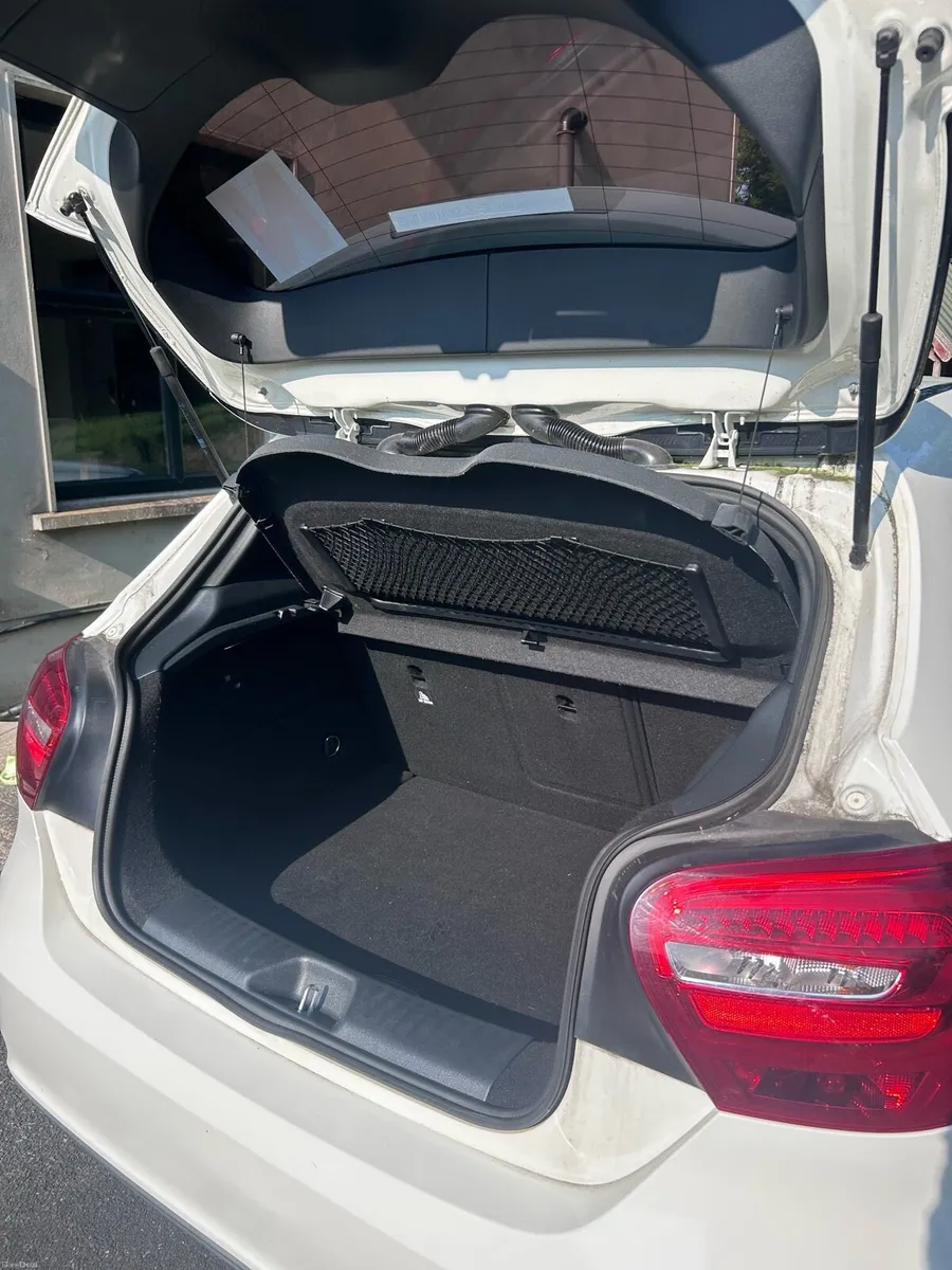 Mercedes a180 - Image 6