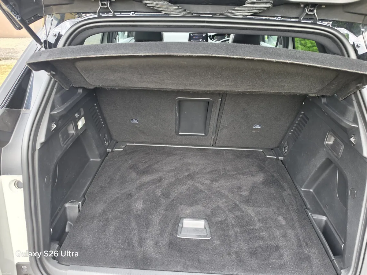 ~Peugeot 3008 ~2018~ - Image 6