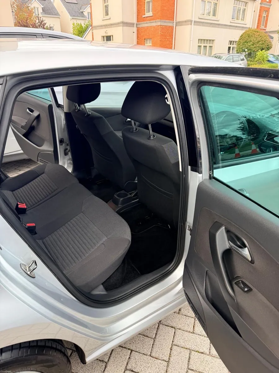 VW Polo 2014 1.4L Low Mileage - Image 6