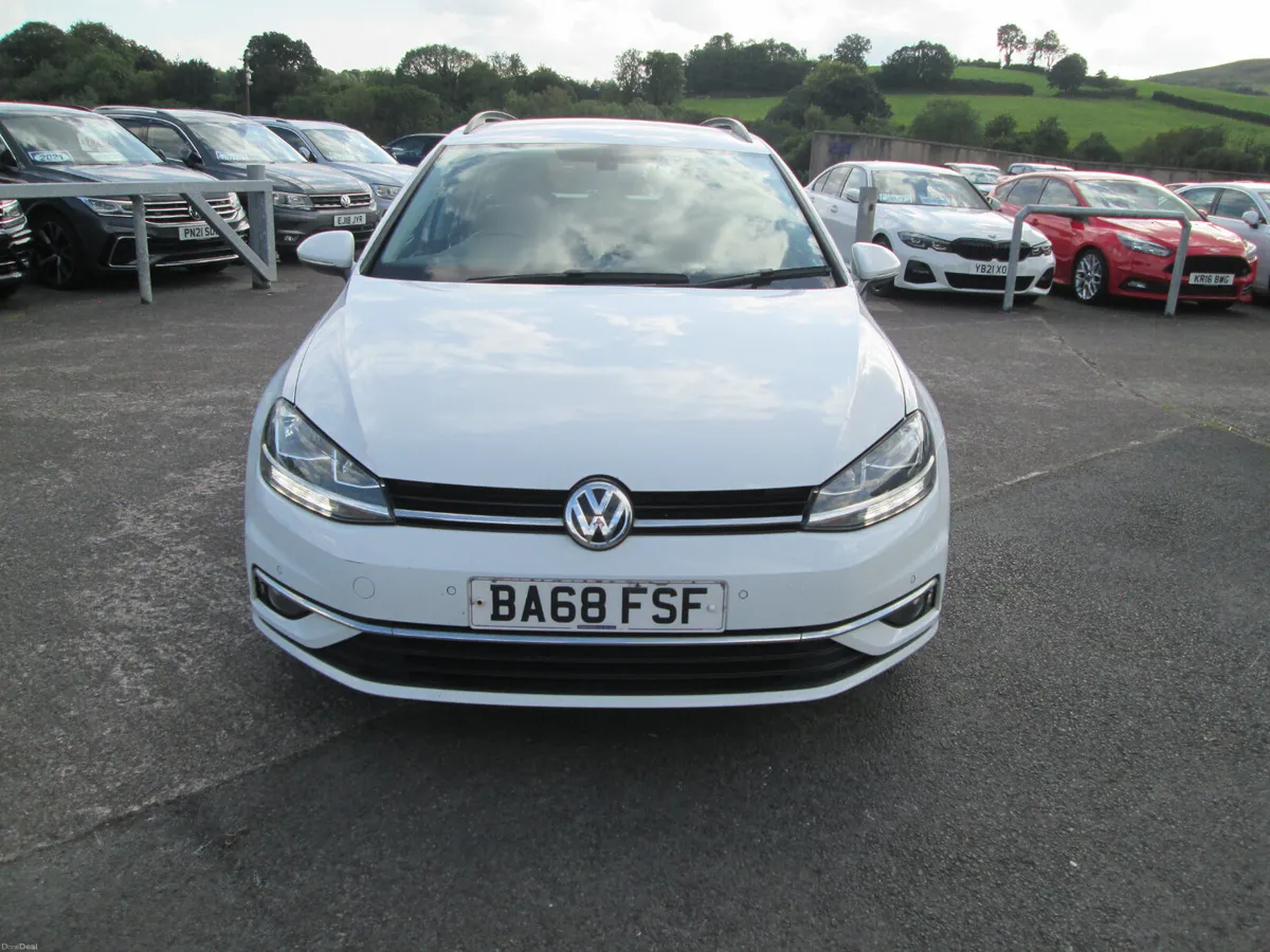 2019  VOLKSWAGEN  GOLF  1.6  TDI  SE  ESTATE  5DR - Image 3