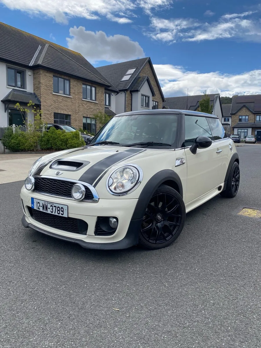 Mini Cooper S - JCW pack - Image 2