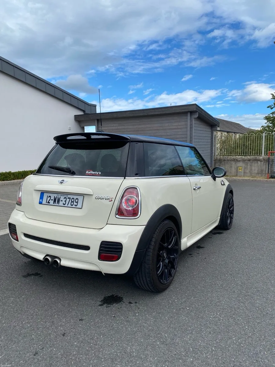 Mini Cooper S - JCW pack - Image 4