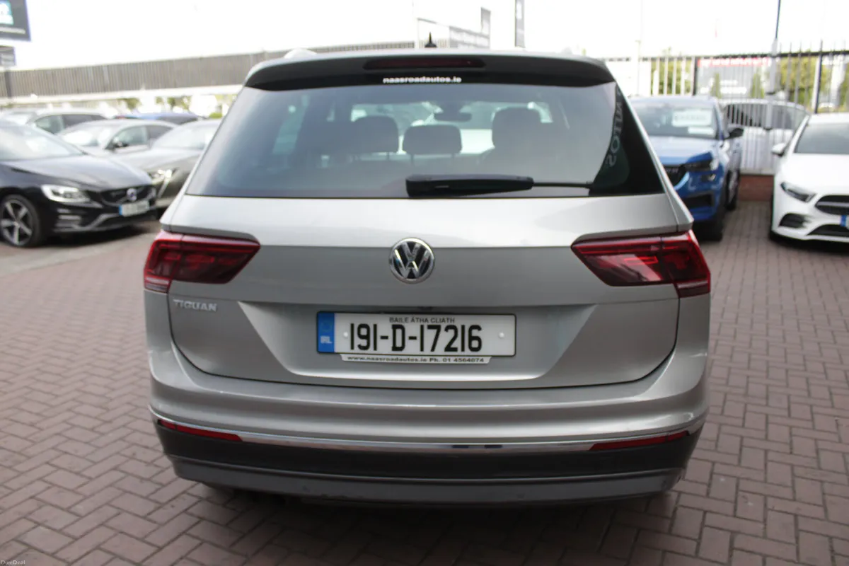 2.0TDI 150BHP HIGHLINE EDITION 5DR ESTATE // 2 OWN - Image 5