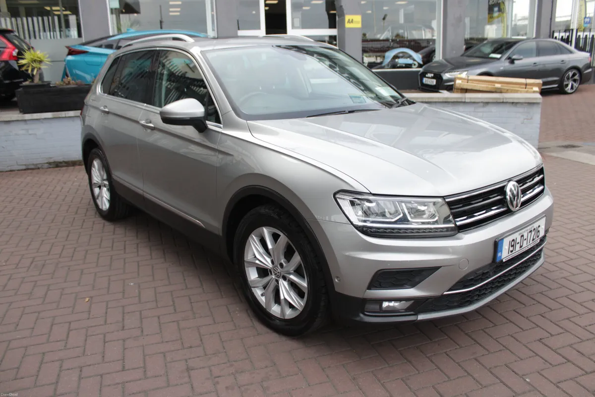 2.0TDI 150BHP HIGHLINE EDITION 5DR ESTATE // 2 OWN - Image 1