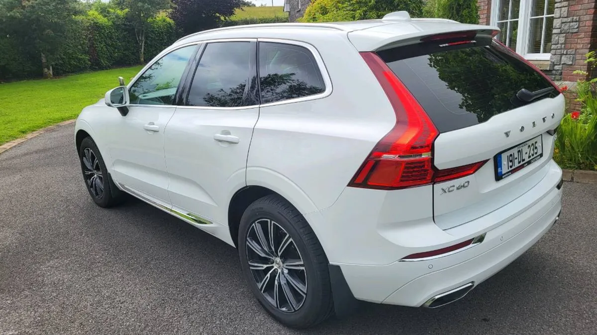 Volvo XC60 2.0 D4 4WD Inscription - Image 6