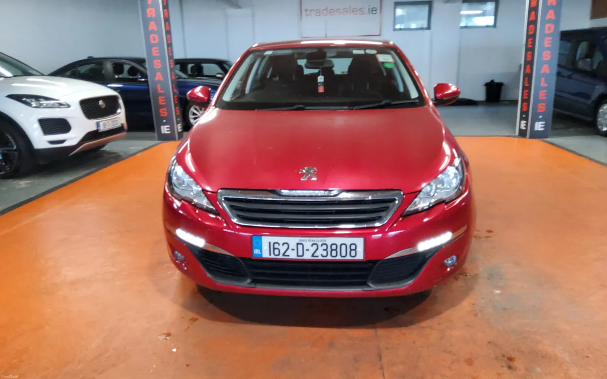Peugeot 308 2016 - Image 2