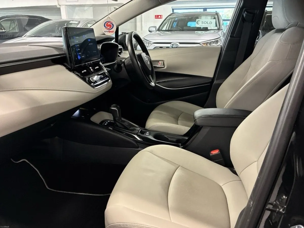 Toyota Corolla SOL SALOON - Image 6