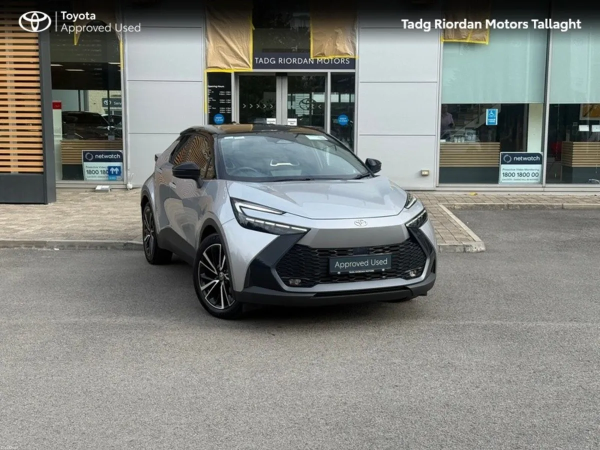 Toyota C-HR Hybrid Sol - Image 1