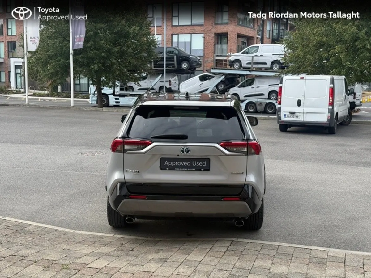 Toyota RAV4 HYBRID SPORT 2WD - Image 4