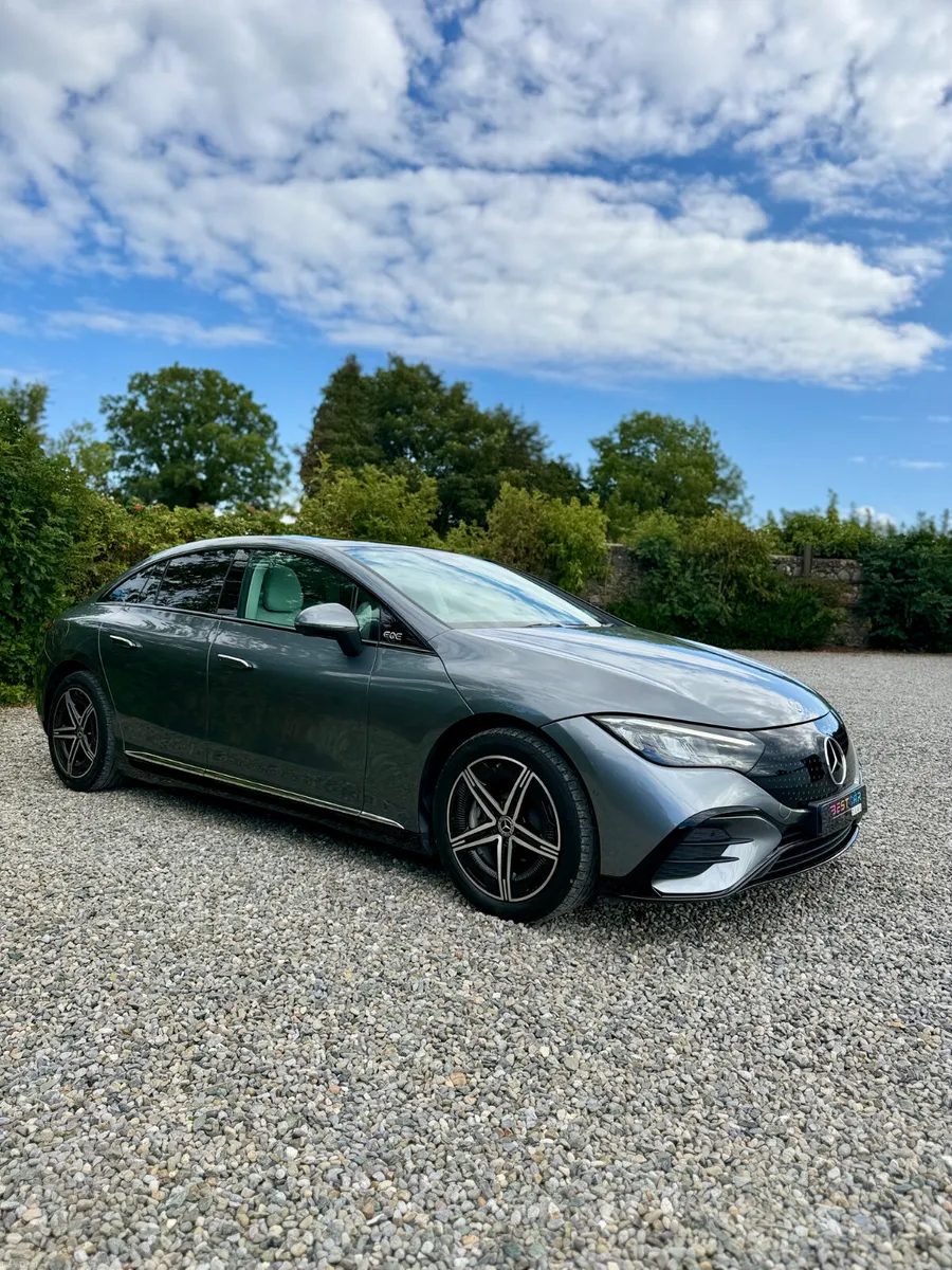 2023 Mercedes-Benz EQE 300 96kWh Electric Auto - Image 3
