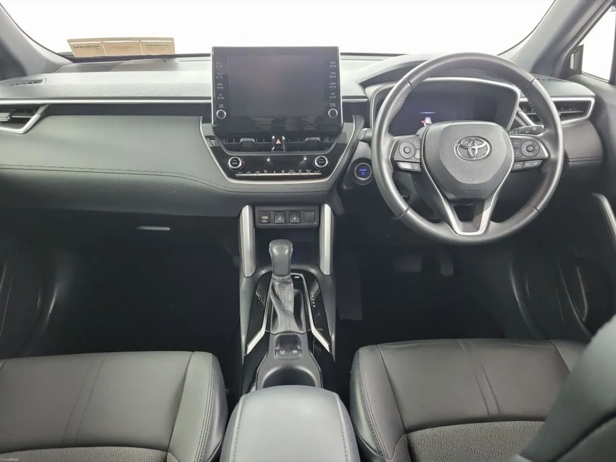 Toyota Corolla Cross **Top Spec Z Edition** - Image 3