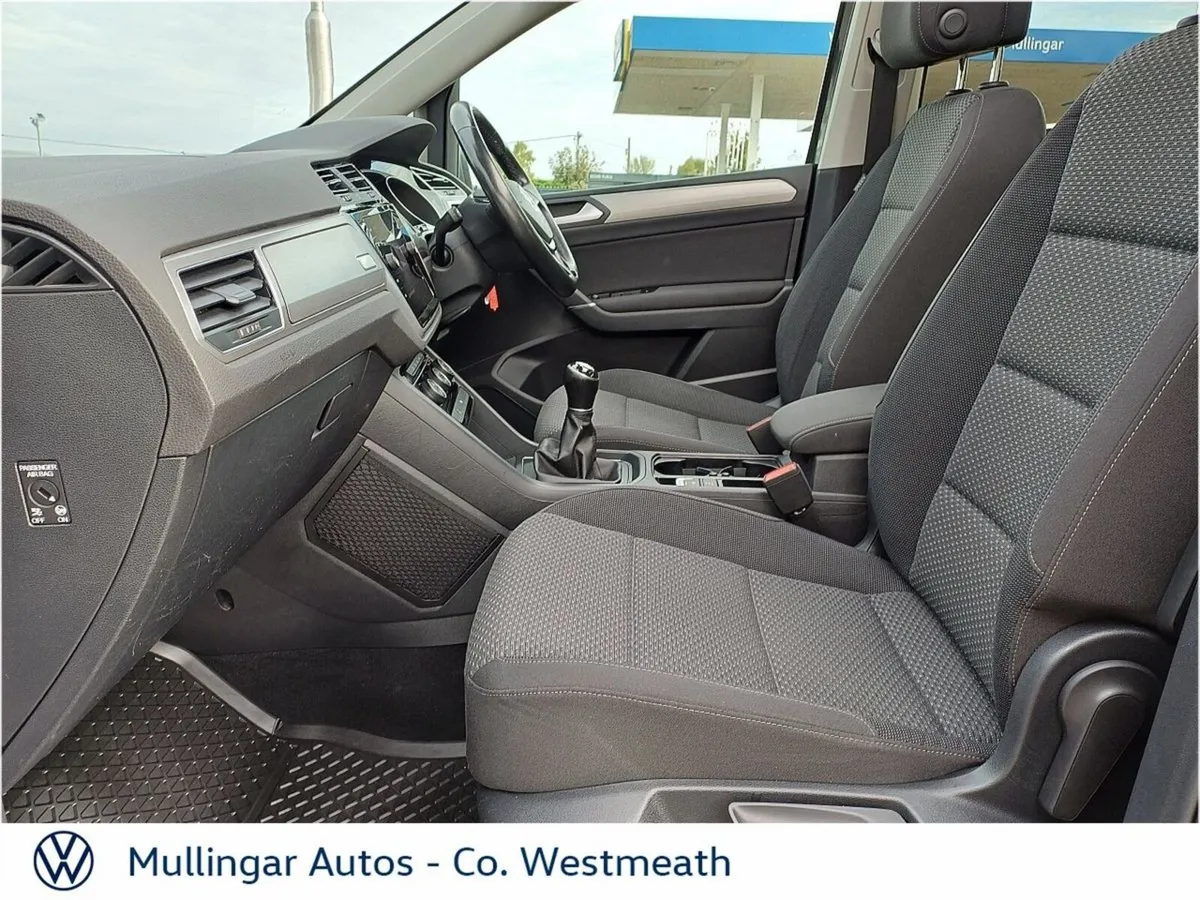 Volkswagen Touran 1.6 TDI 115HP Comfortline 7 Seat - Image 4