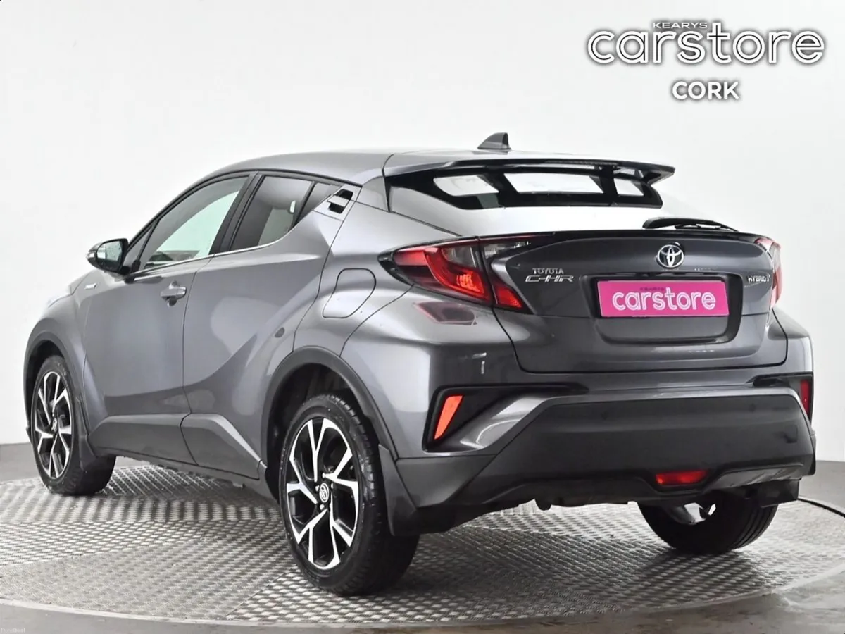 Toyota C-HR 1.8 HYBRID SPORT - Image 3