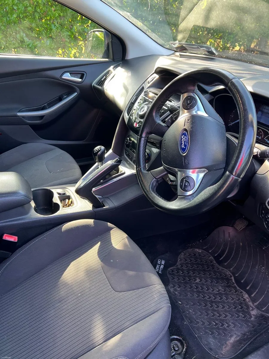 Ford Focus 2012 - Image 6