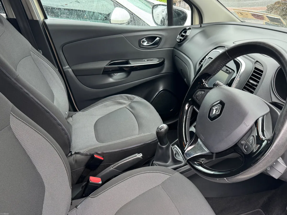 Renault Captur high spec - Image 6