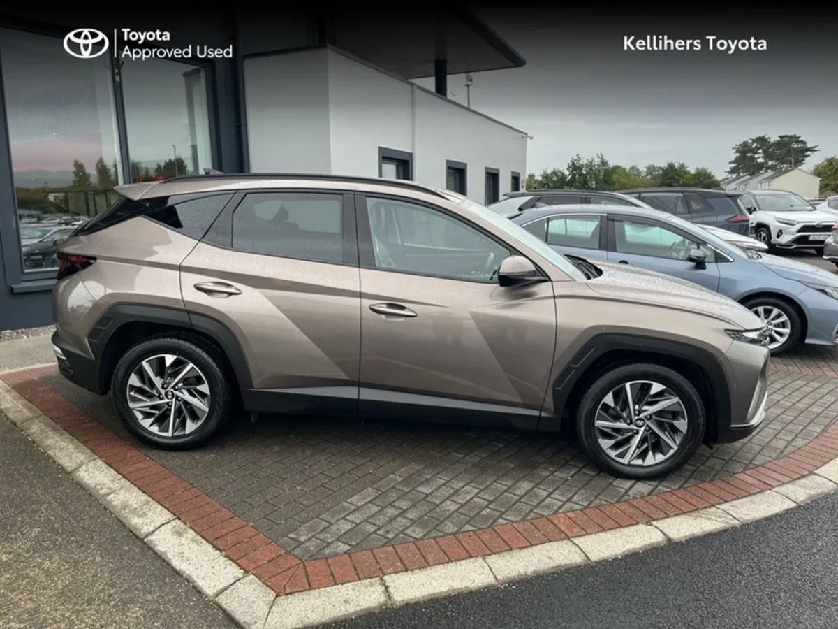 Hyundai Tucson EXECUTIVE - Image 3