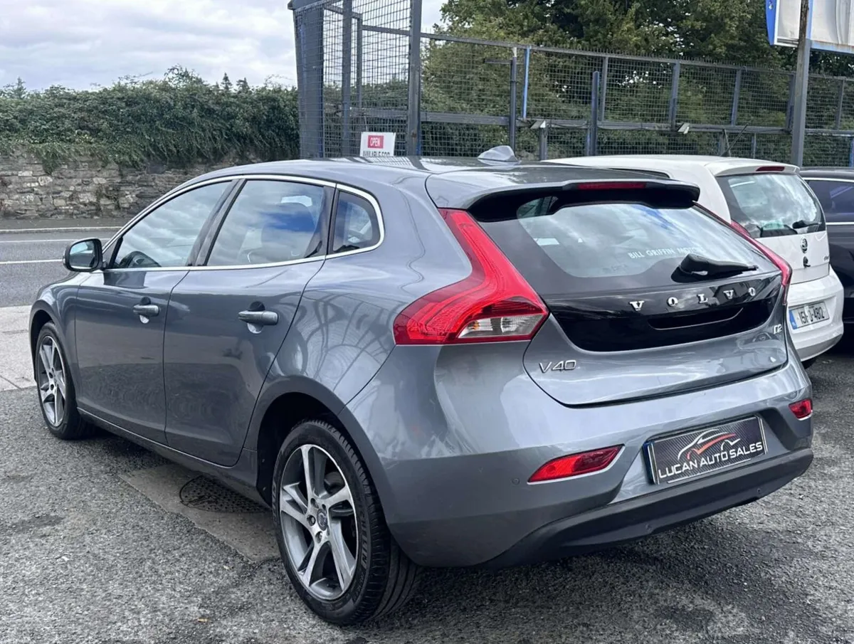 2016 Volvo V40, NCT + TAX + FSH - Image 4