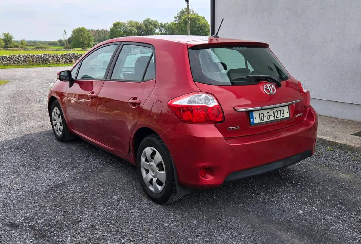 Toyota auris - Image 3