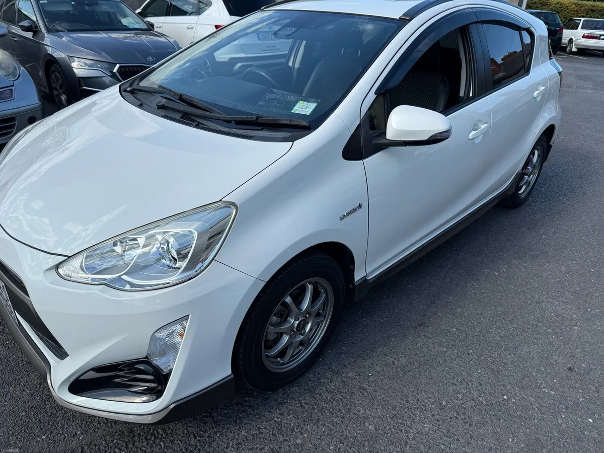 Toyota Aqua High Spec Model - Image 3