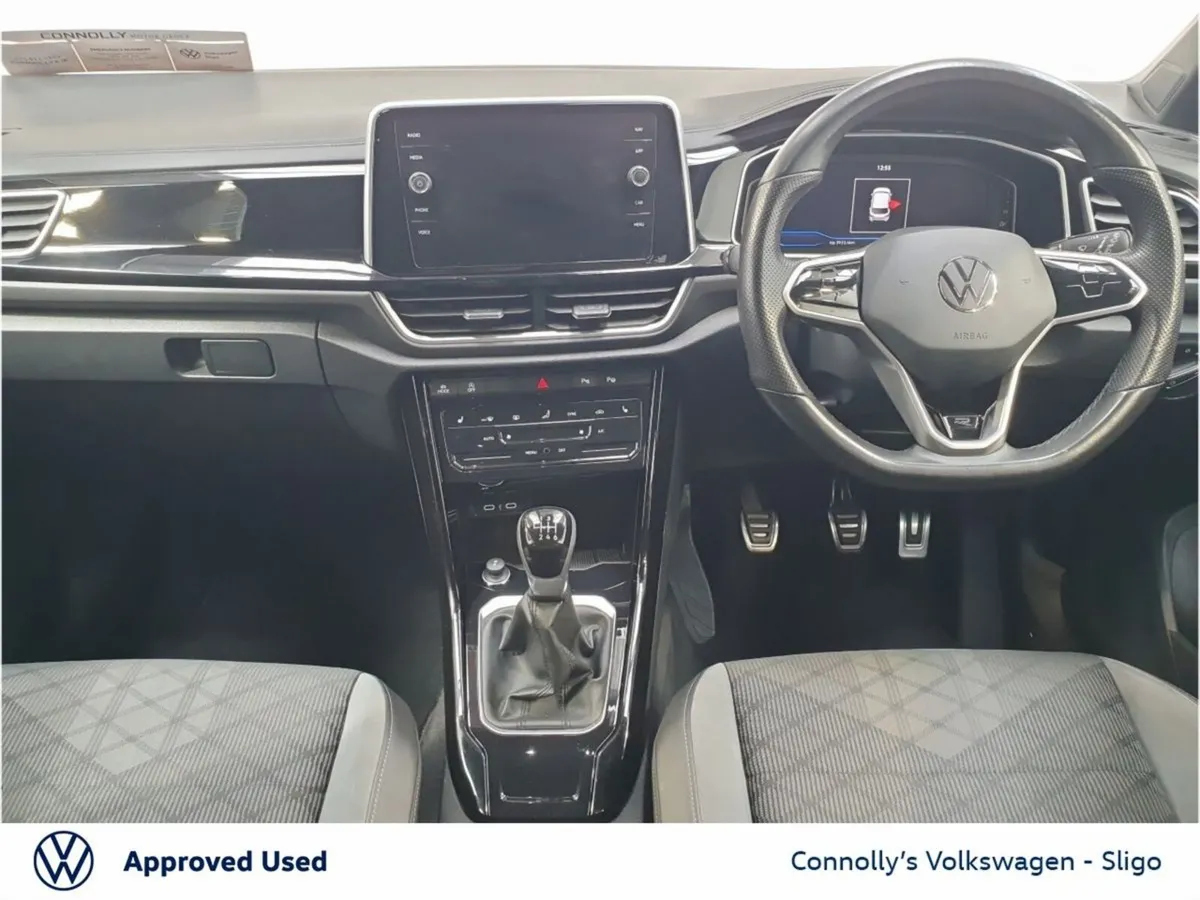 Volkswagen T-Roc RLINE 2.0TDI 150HP - Image 2