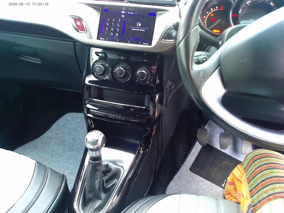 DS Automobiles DS 3 1.2 PURE TECH 82 CHIC 3DR - Image 3