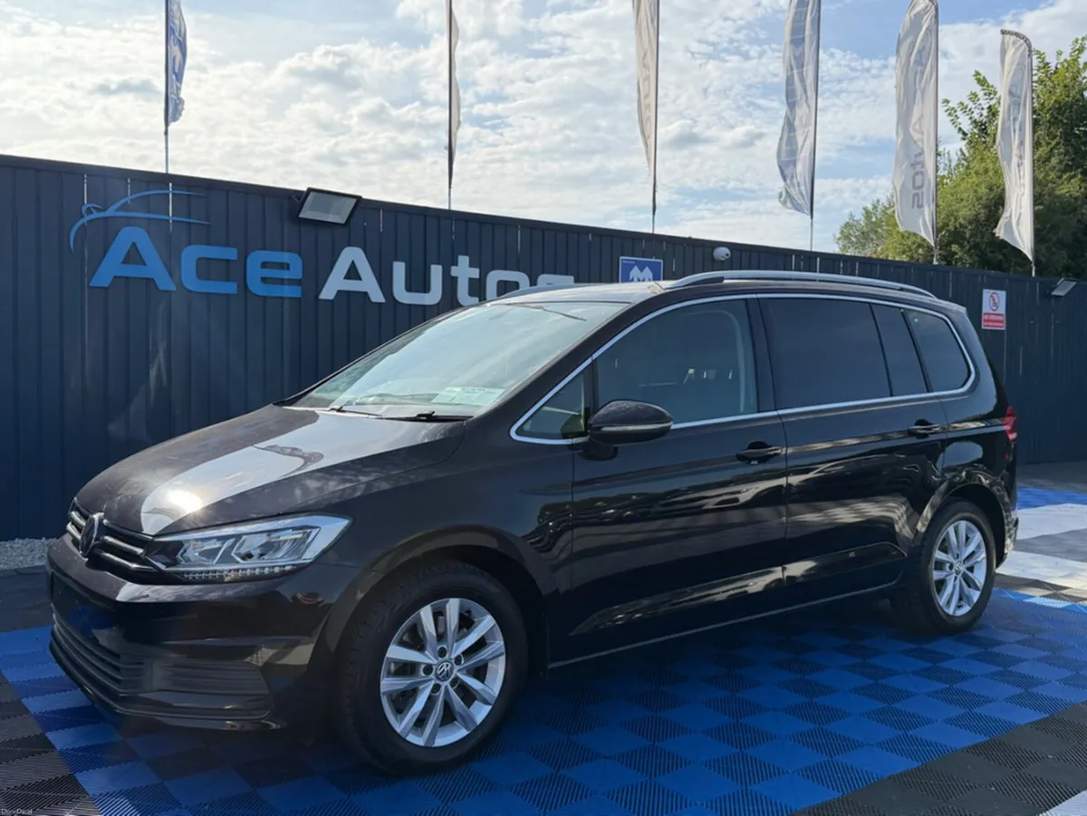 Volkswagen Touran COMFORT - 2.0L DIESEL - AUTO - 7 - Image 3
