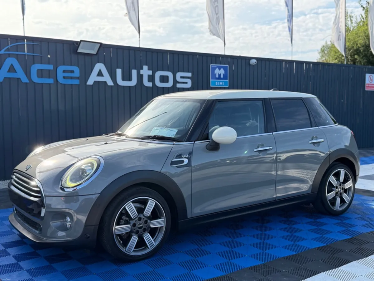 Mini Cooper 1.5 PETROL - AUTO - 12M WARRANTY - CAR - Image 3