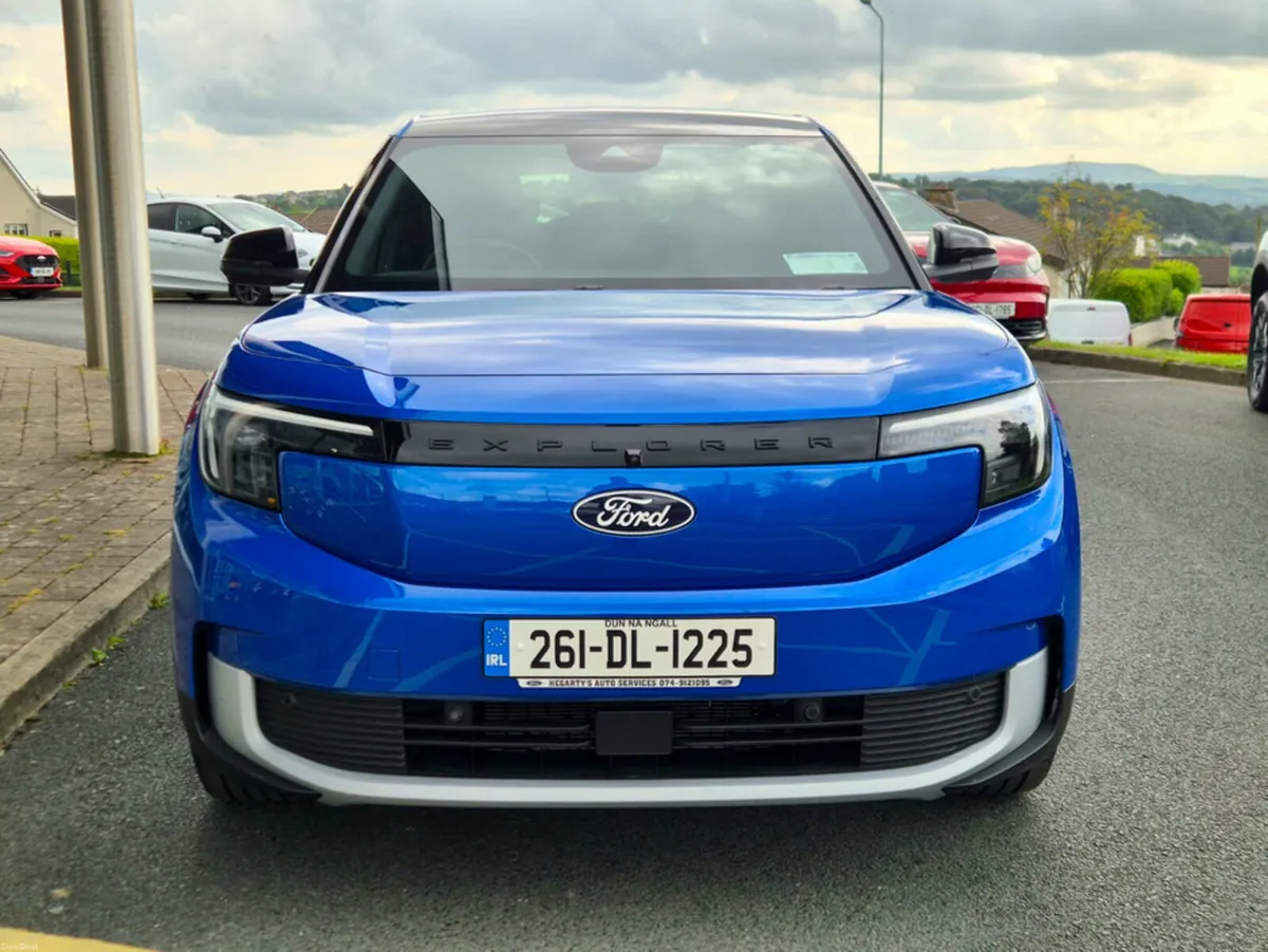 Ford Explorer PREMIUM 77KWH EXTENDE - Image 6