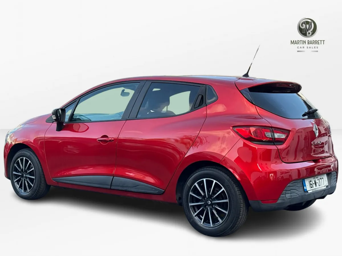 Renault Clio IV EXPRESSION 1.2 PETROL 4DR - Image 3