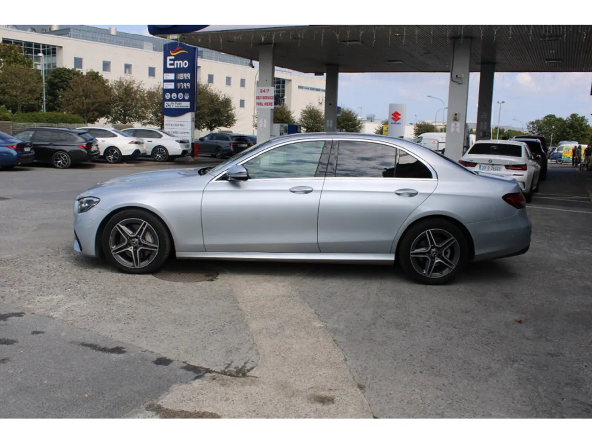 Mercedes-Benz E-Class D E220 4DR AUTO + Avantgarde - Image 6