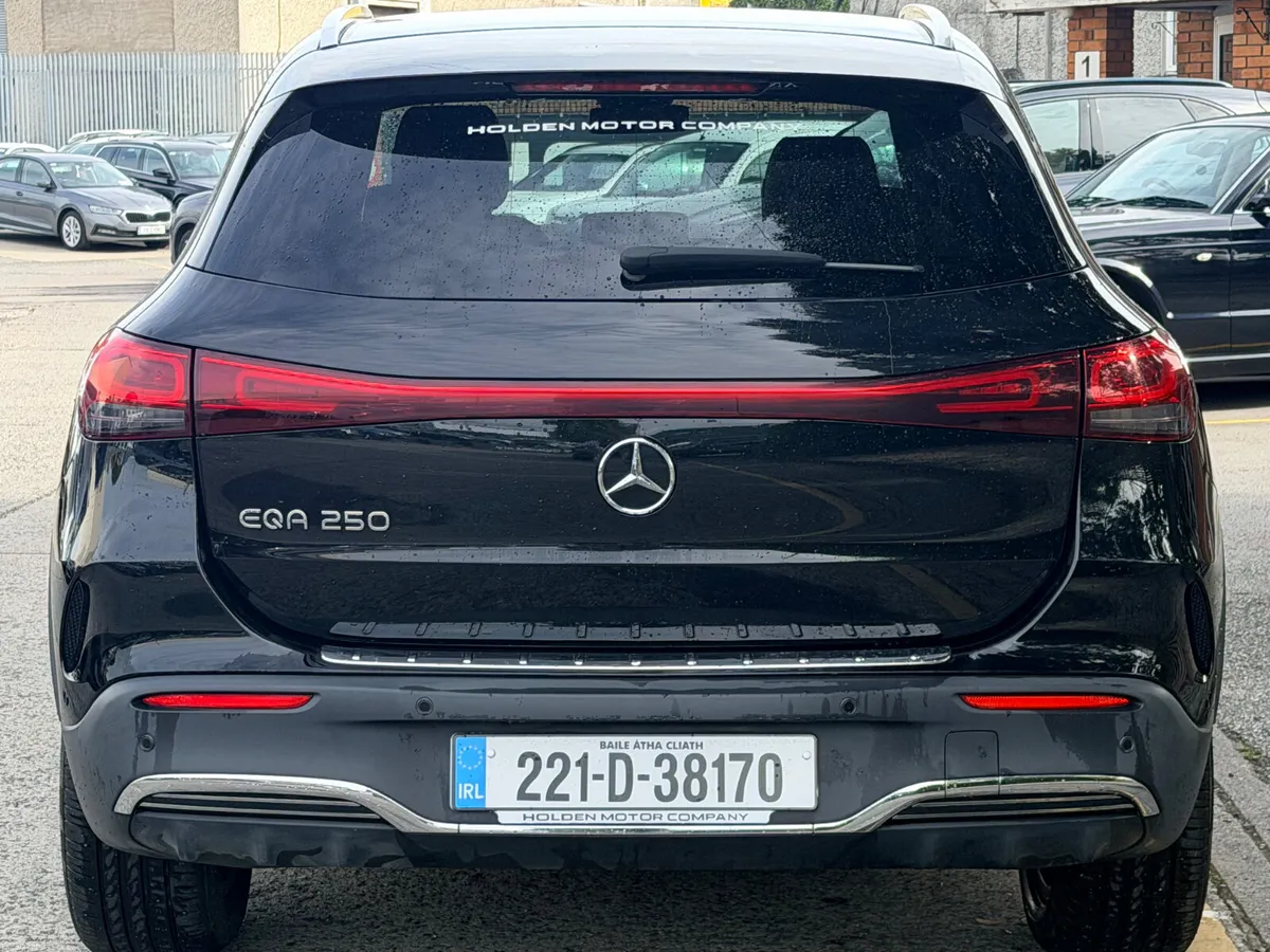 2022 Mercedes-Benz EQA 250.AMG LINE.AMBIENT LIGHTI - Image 5