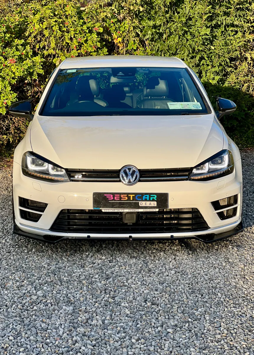 2014 Volkswagen Golf R 2.0 TSI 300HP DSG 4MOTION - Image 5